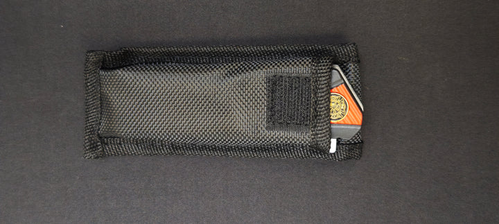 Couteau pliant JKR0564 équipé d'un verrouillage Liner Lock.