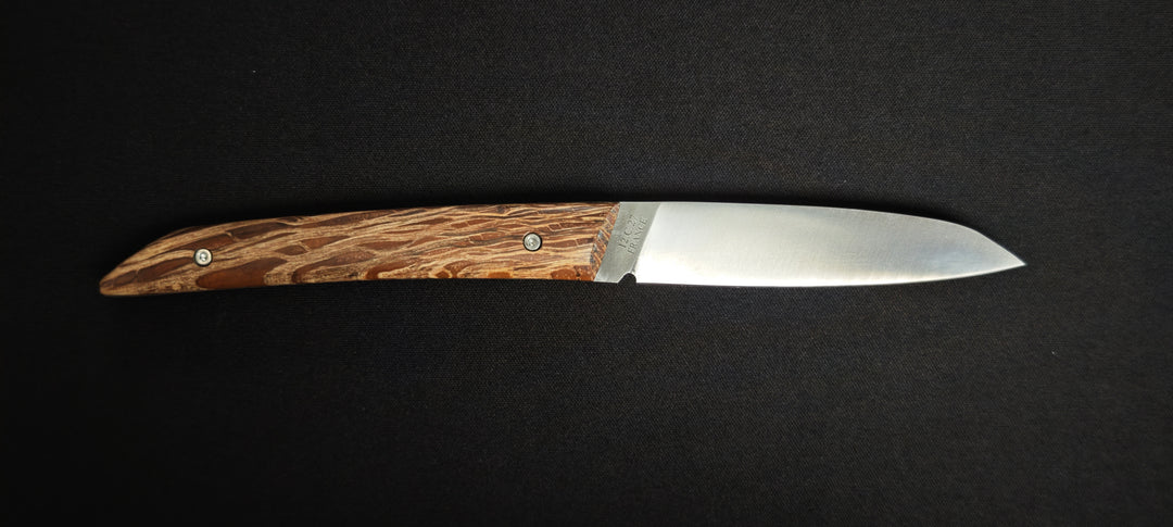 Couteau EDC Le Klic avec manche en bois d'olivier.