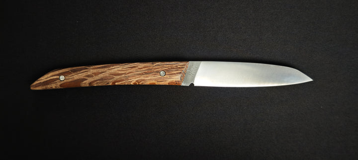 Couteau EDC Le Klic avec manche en bois d'olivier.