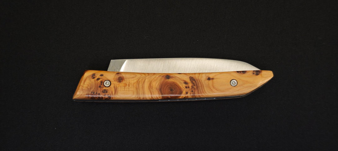 Le Klic JP Hontanx – Couteau pliant - Manche genévrier – Lame inox 12C27N