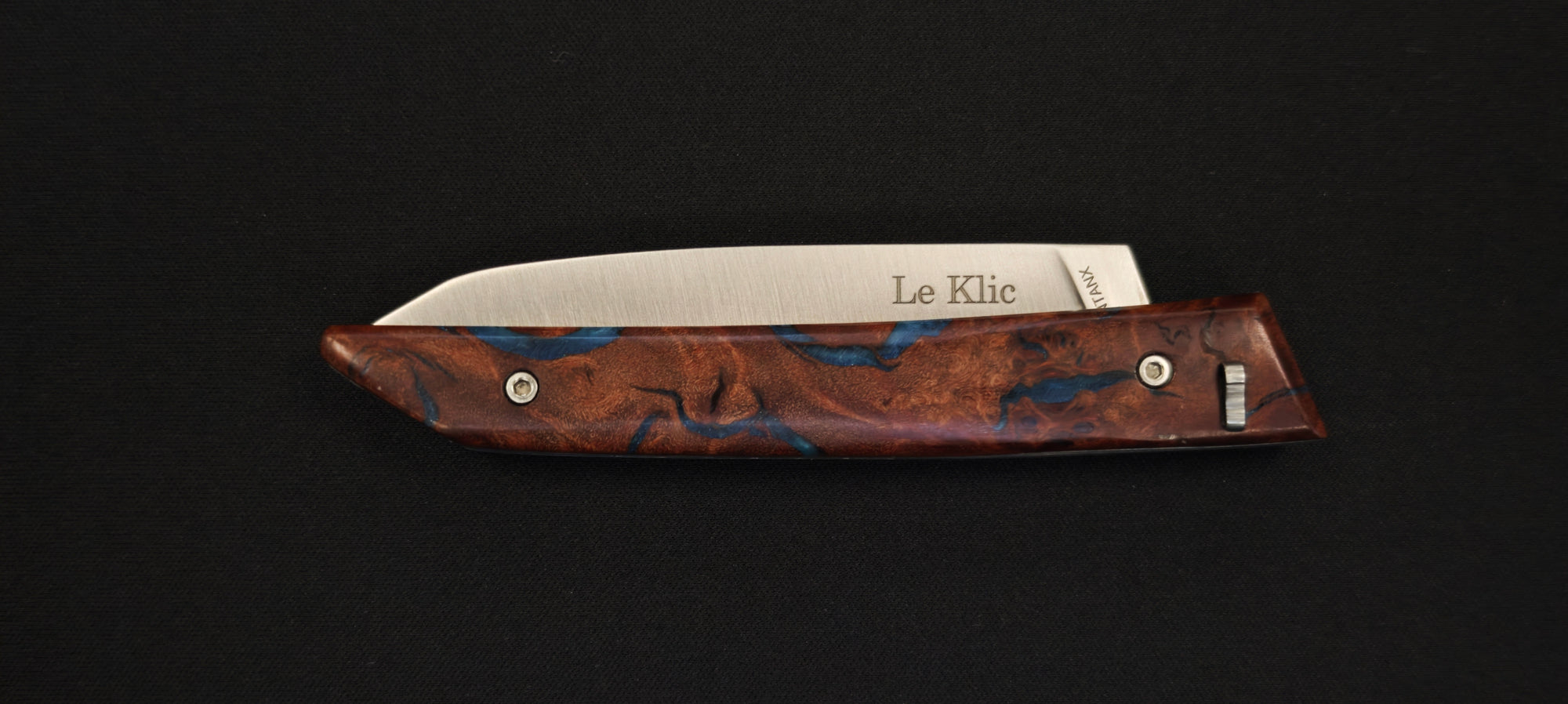 Le Klic JP Hontanx – Couteau pliant - Manche Loupe de Jarrah – Lame inox 12C27N