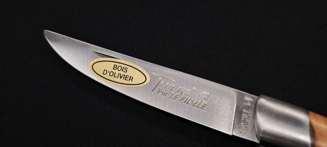 Couteau pliant Le Thiers par le Fidèle - Manche en bois d'olivier avec tire bouchon