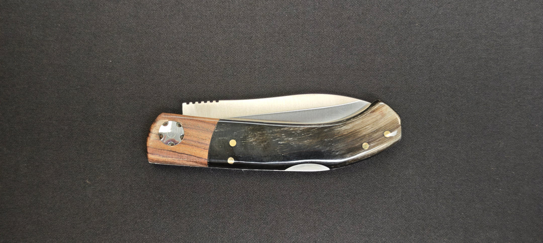 Couteau pliant fabriqué en Espagne Joker NA-98.