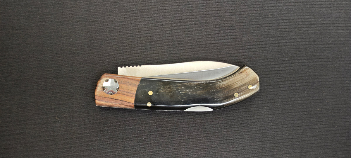 Couteau pliant fabriqué en Espagne Joker NA-98.