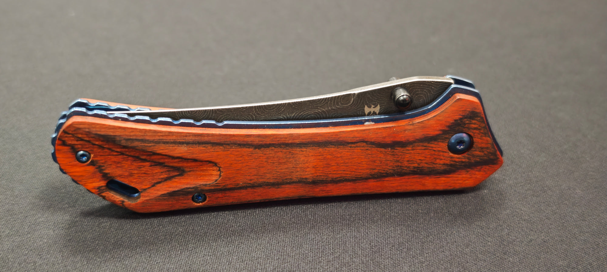 Couteau de poche Shinwa Zhanshi Bloodwood — ouverture assistée - Ref KZ1025