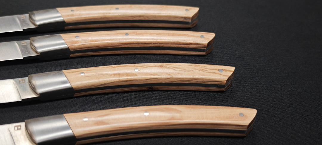 Couteaux à steak Le Thiers par Le Fidèle – Manche Chêne 6 pièces