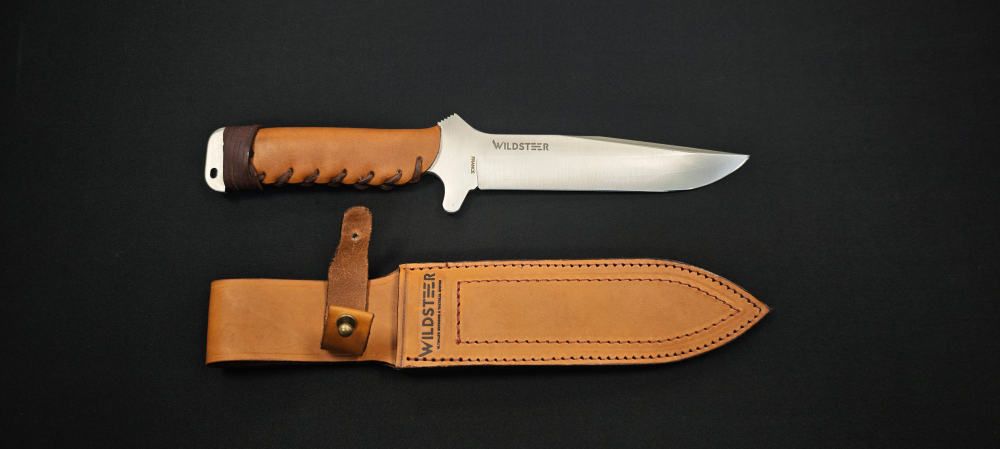 Wildsteer TX‑H – Couteau à lame fixe - Manche Cuir Gold & Étui Cuir