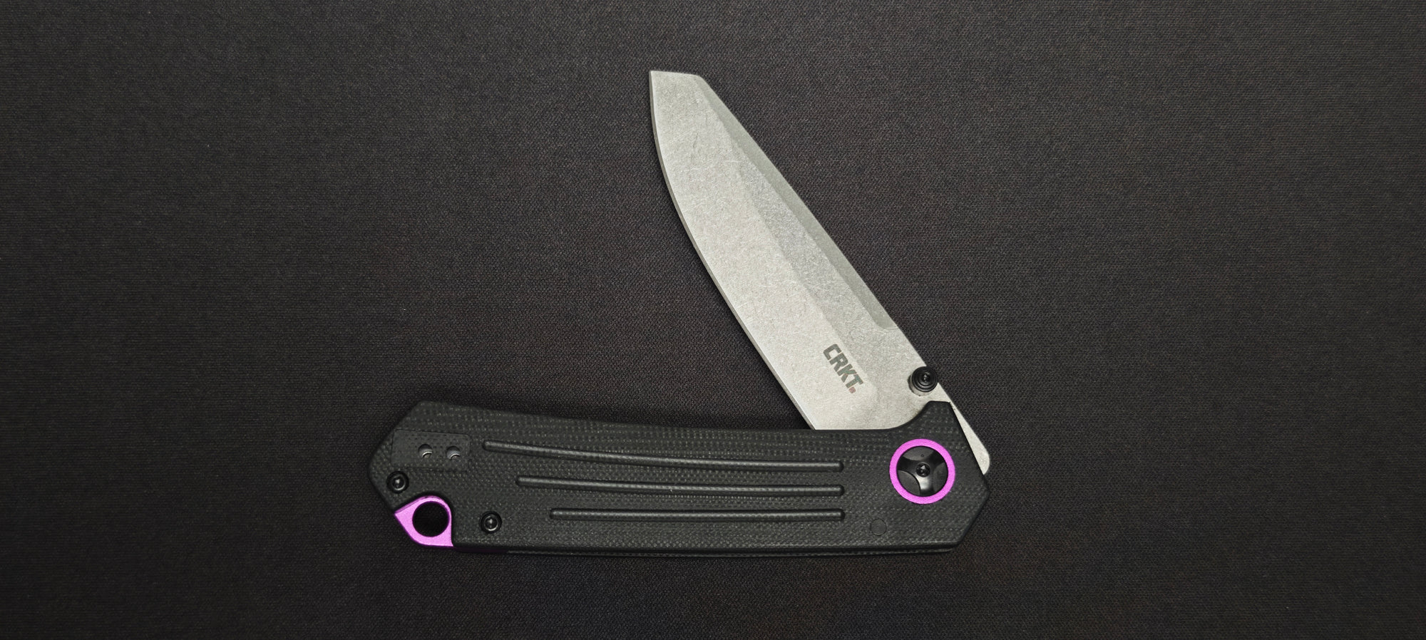 Couteau pliant CRKT Montosa 7115 avec lame en acier 8Cr13MoV.