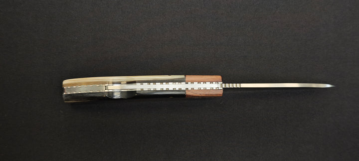 Couteau Joker NA-98 avec lame drop point satinée.