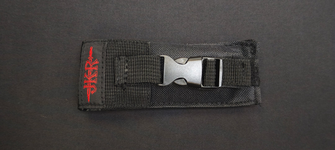 Couteau EDC Joker JKR0565 à ouverture une main.