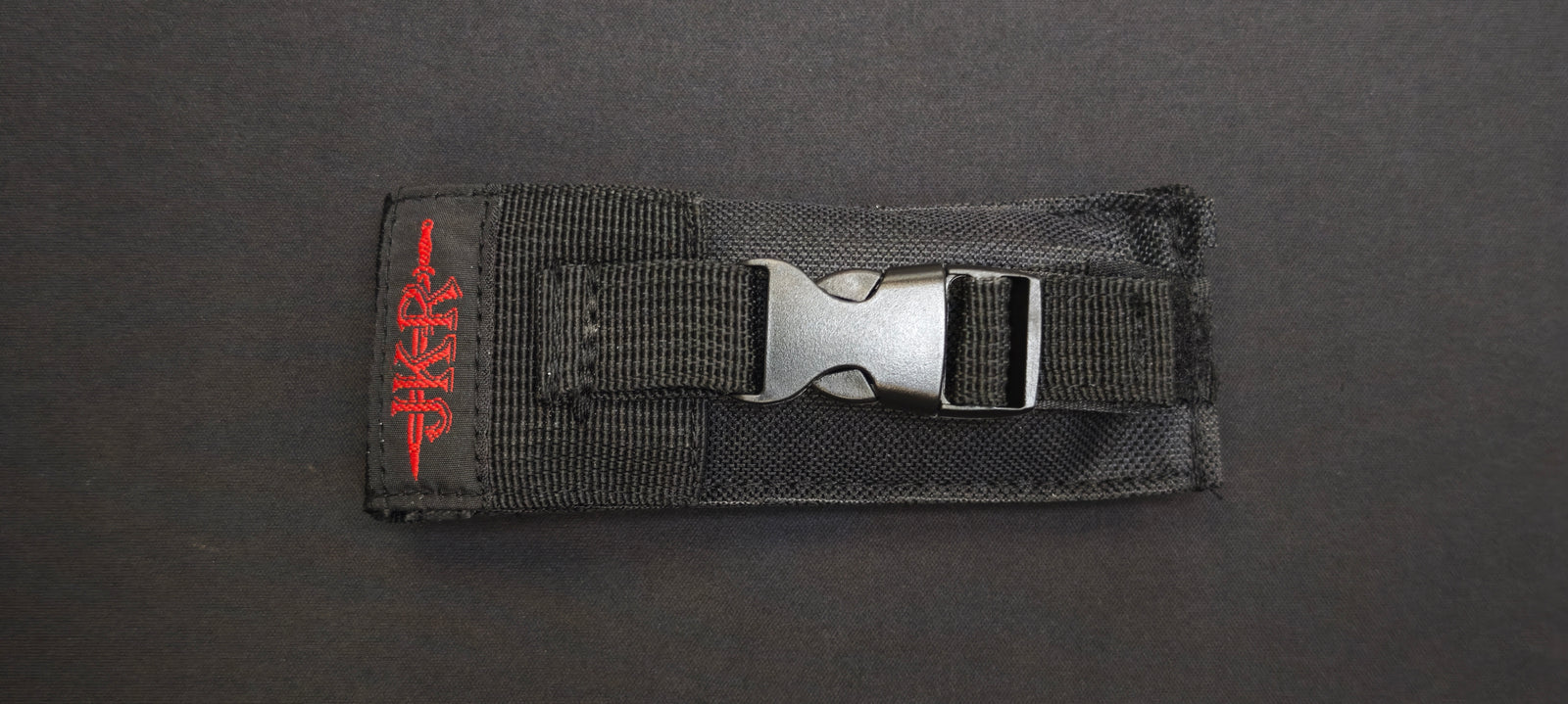Couteau EDC Joker JKR0565 à ouverture une main.