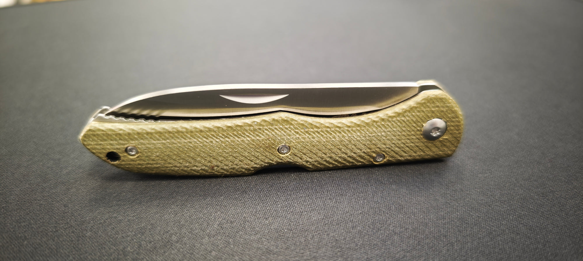 Herbertz 53026 – Couteau de Poche Micarta Olive, Lame Acier 440, Back-Lock