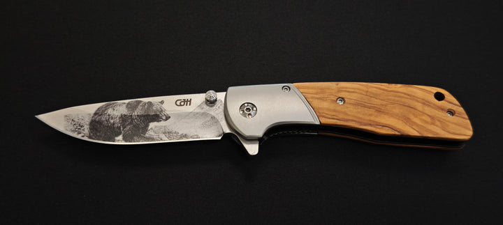 Herbertz CJH 44161  “Bear” – Couteau pliant olivier avec gravure ours 3D