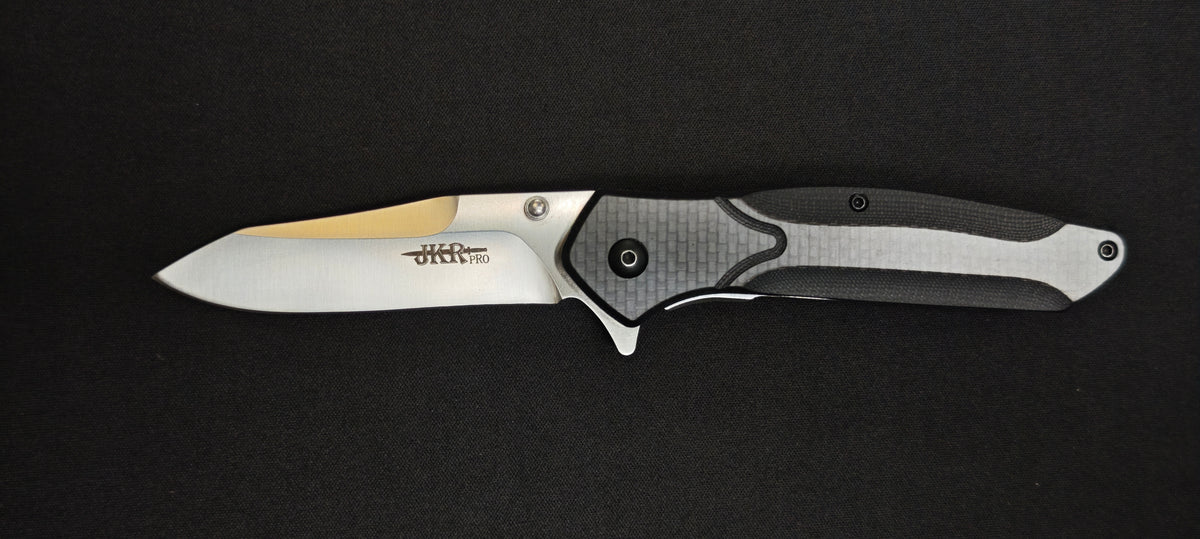 Couteau pliant JKR-PRO 10001 avec manche en fibre de carbone et G10.
