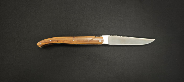 Couteau Laguiole Le Fidèle Manche Pistachier – Réf. 12PLPI | Artisanat Français Élégant