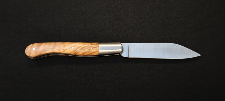 L'Aurillac par le Fidèle - Couteau pliant de poche manche en bois d'olivier - Ref : AUOL