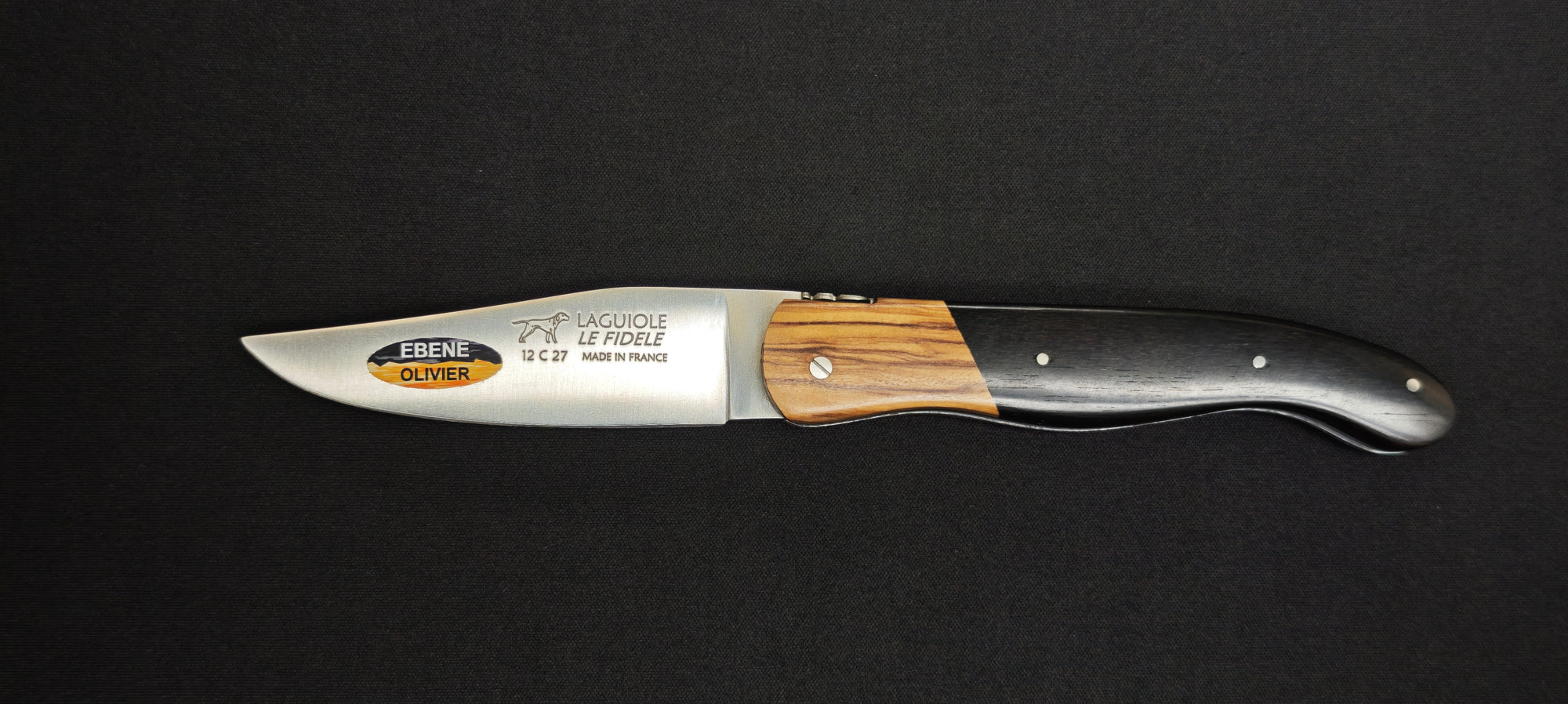 Couteau de chasse Laguiole Le Fidèle avec manche en ébène et genévrier