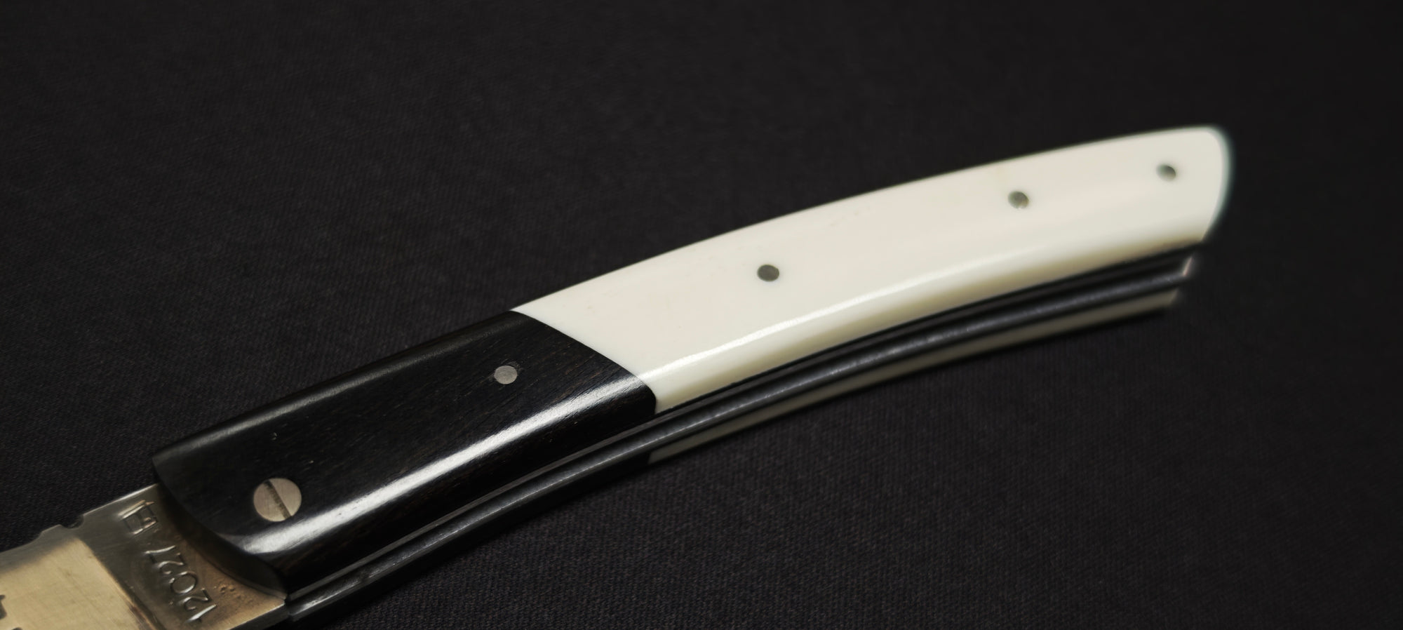 Mitre inox du couteau pliant Le Thiers
