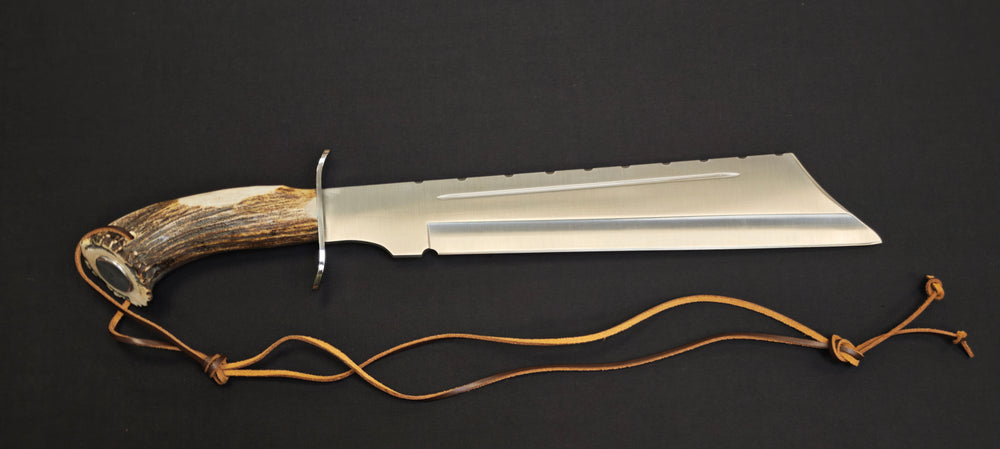 Muela Sherpa 28S avec lame de 33 cm