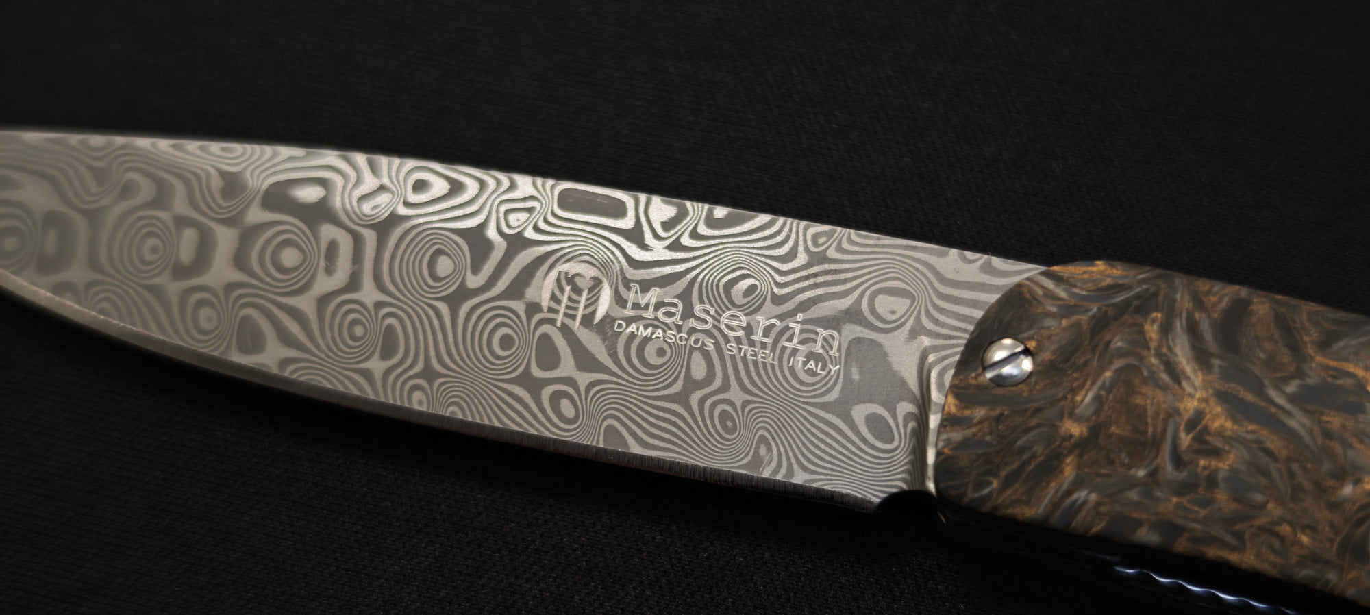 Maserin 381DG Mini Gourmet – Couteau Pliant Damascus Small Roses, Manche Noir-Or & Étui Cuir