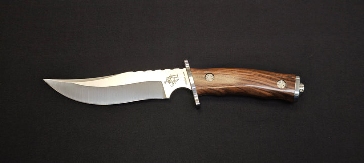 Maserin 987 Siberian Knife Pao Santos – Couteau fixe de chasse design Nicolai Lilin, manche bois Pao Santos