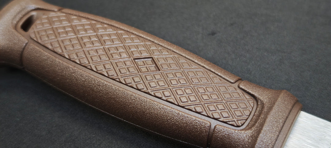 Morakniv Garberg Grand S 14641 – Couteau Bushcraft Pleine Soie Acier Inox 14C28N + Étui Cuir (Manche Polymère Marron)