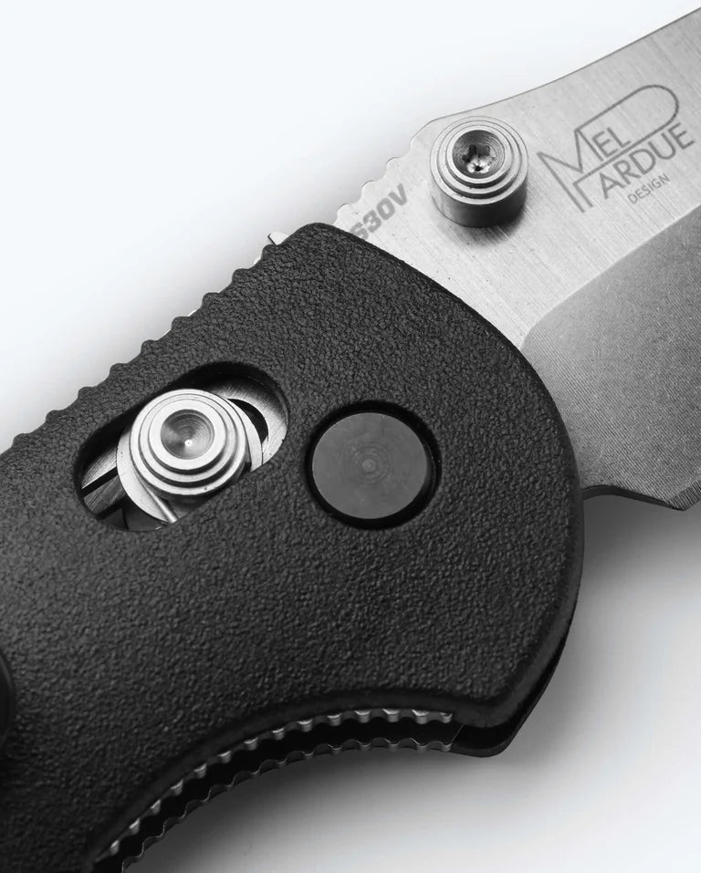 Benchmade 556-S30V Mini Griptilian noir