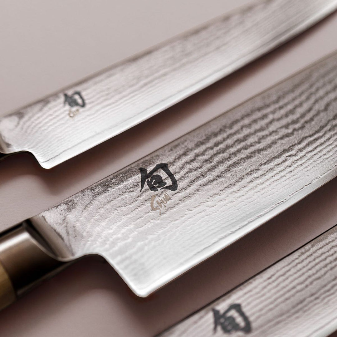 Kai DM-0702W Santoku Shun Classic White 16.5 cm blade