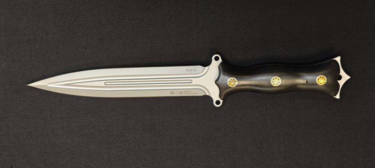 Couteau SMITH CHU avec construction Full Tang.