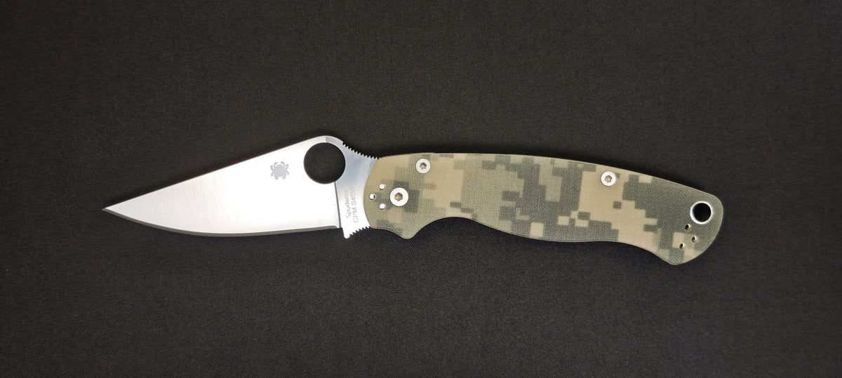 Spyderco Paramilitary 2 Camo Black C81GPCMOBK2 – Couteau pliant tactique EDC, lame CPM S45VN DLC, poignées G‑10 camouflage – compression lock, USA