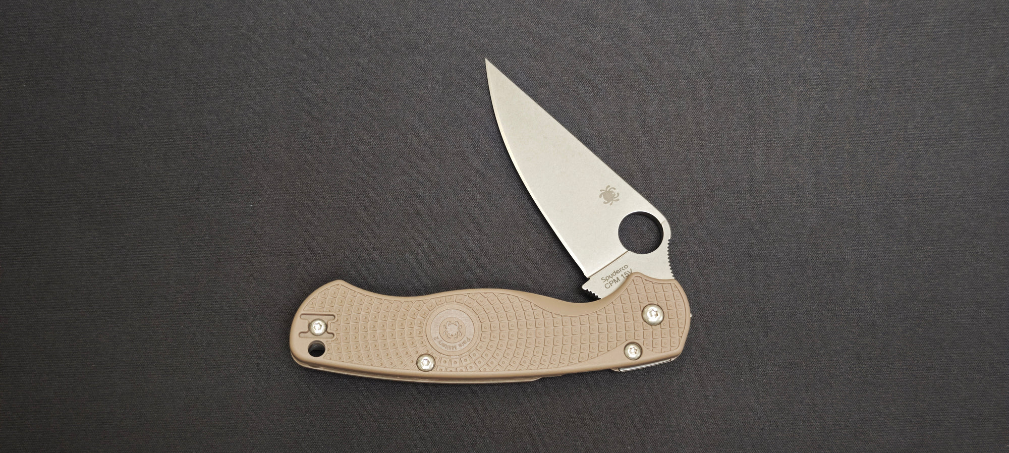 Couteau Spyderco Paramilitary 2 Lightweight avec lame CPM 15V stonewashed