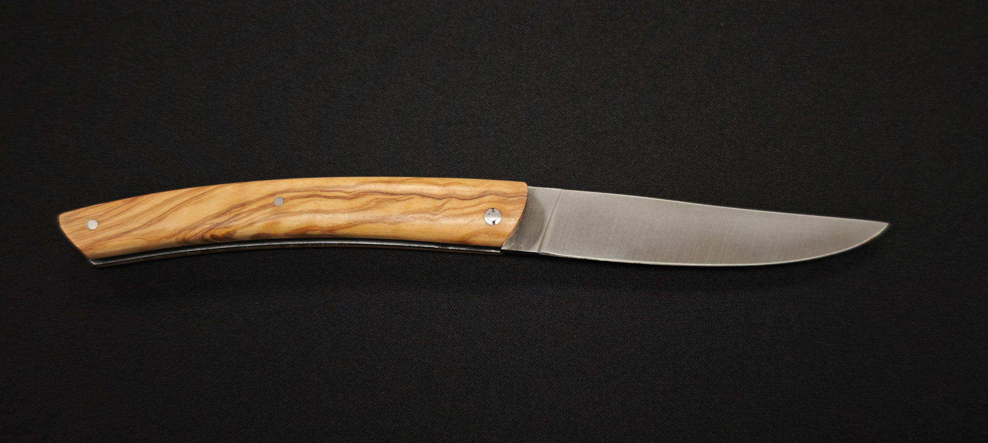 Couteau pliant Le Thiers par le Fidèle - Manche en bois d'olivier