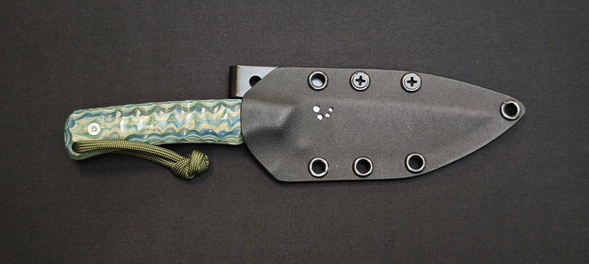 Couteau Wildsteer pour camping et cueillette