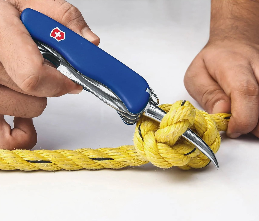 Victorinox Skipper Pro 0.8503.2MW – Couteau Suisse Nautique Bleu, 12 Fonctions & Lame Blocable