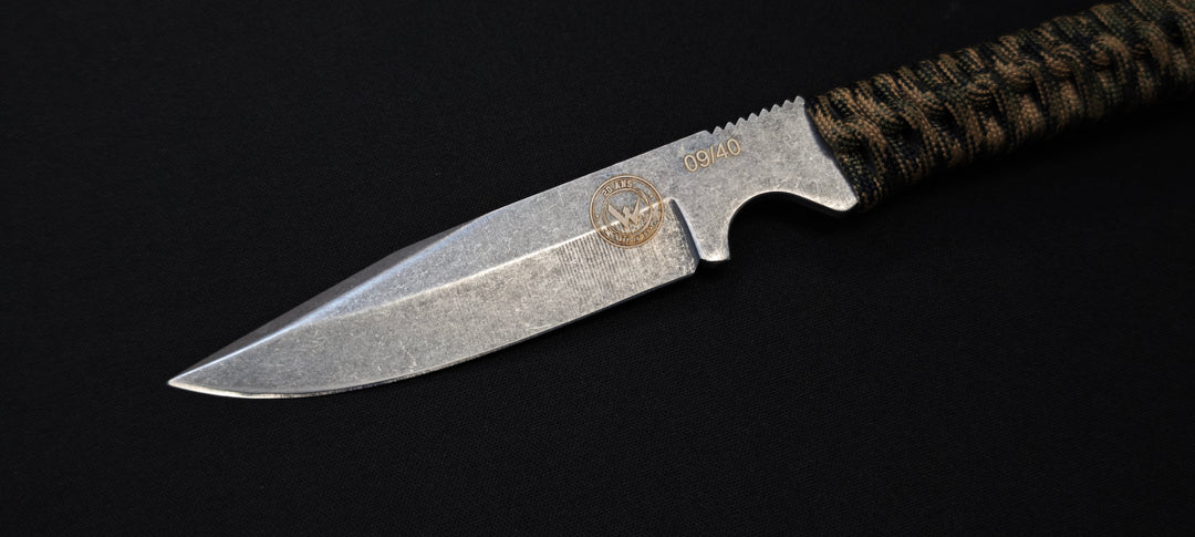 WILD TECH 4 – Couteau tactique SANDVIK 14C28N avec brise-vitre manche Paracorde & étui Kydex - 20ème anniversaire - Numéroté : 09/40