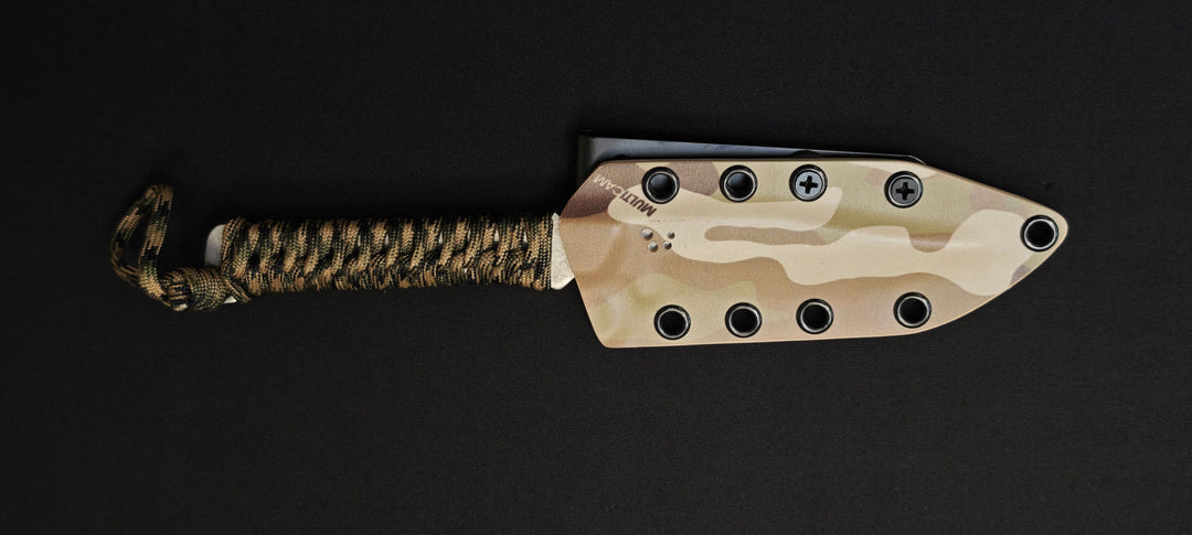 WILD TECH 4 – Couteau tactique SANDVIK 14C28N avec brise-vitre manche Paracorde & étui Kydex - 20 ème anniversaire Numéroté : 13/40