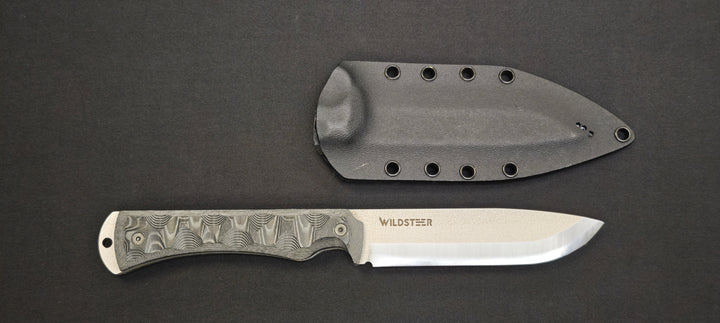 Manche micarta noir toxifié du Wildsteer CTE.