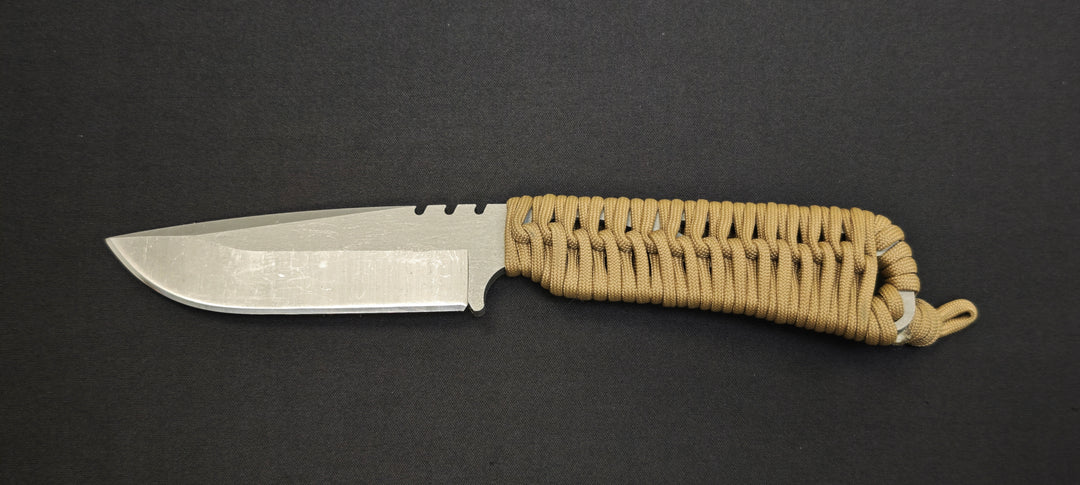 Couteau Wildsteer SKELET paracorde coyote