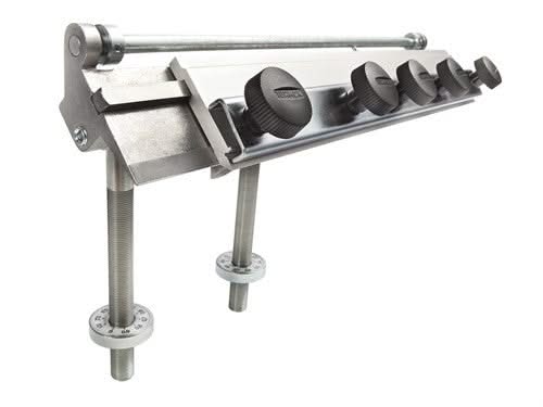 Tormek SVH-320, dispositif pour fers de rabot de toute longueur.
