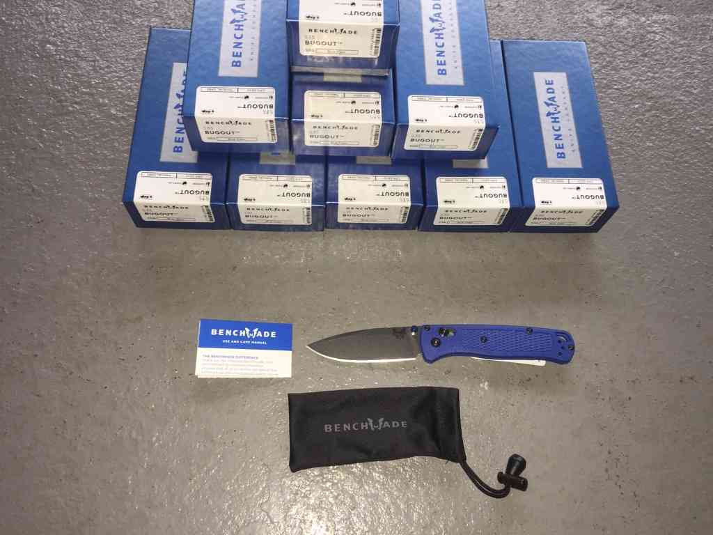 Gamme de couteaux pliants Benchmade Bugout 535