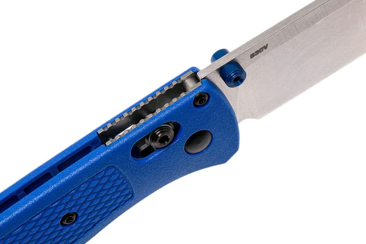 Gamme de couteaux pliants Benchmade Bugout 535