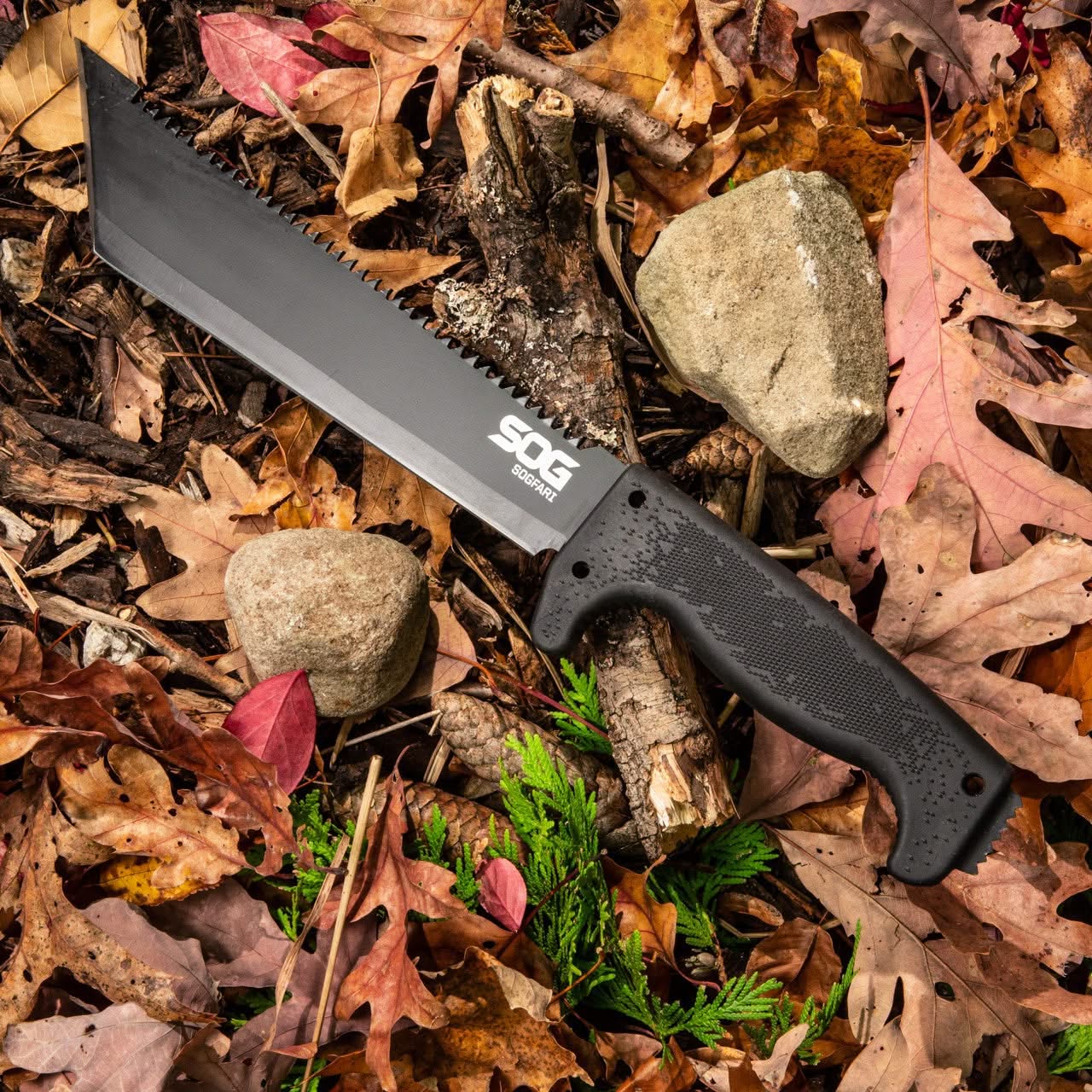 SOG MC-04 SOGfari Tanto avec dos scie – Coutellerie Marcin