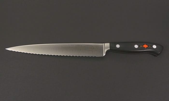 F. DICK Premier Plus 81455212 – couteau à découper dentelé 21 cm