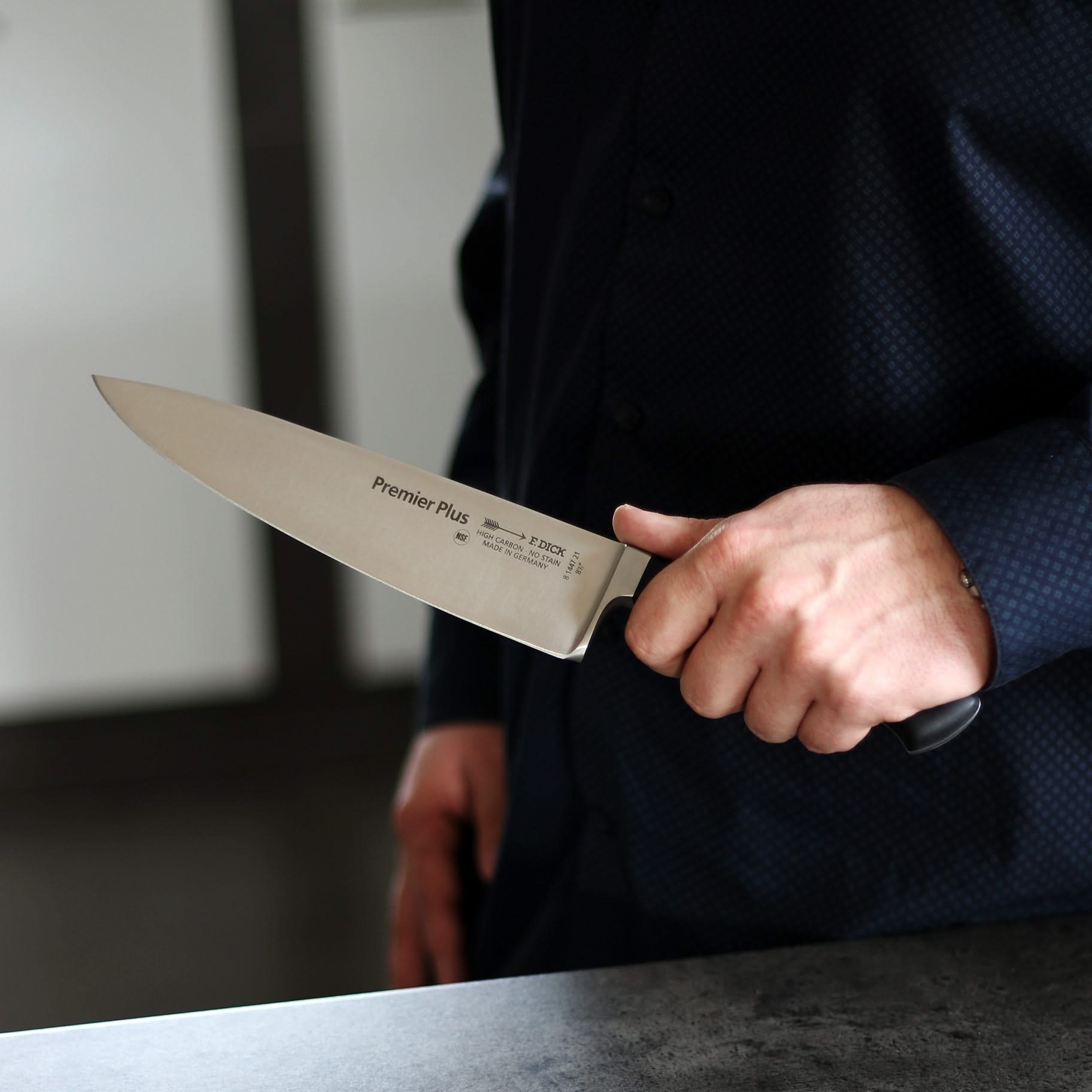 Dick 8.1447.21 ( 8144721 ) Série Premier Plus Couteau Chef lame de 21 cm - 