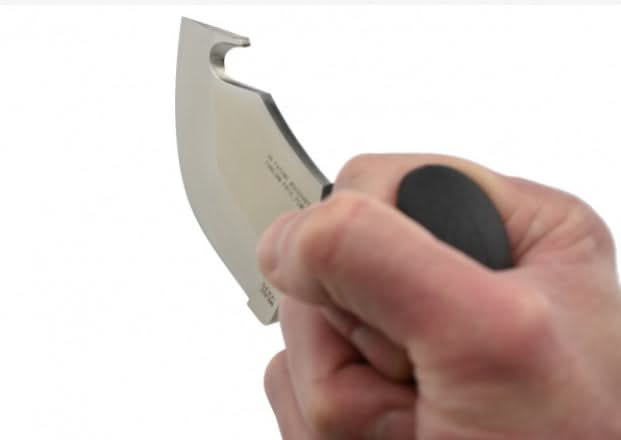 Outdoor Edge GS100 Game Skinner découpe gibier lame acier AUS-8 et manche kraton - 