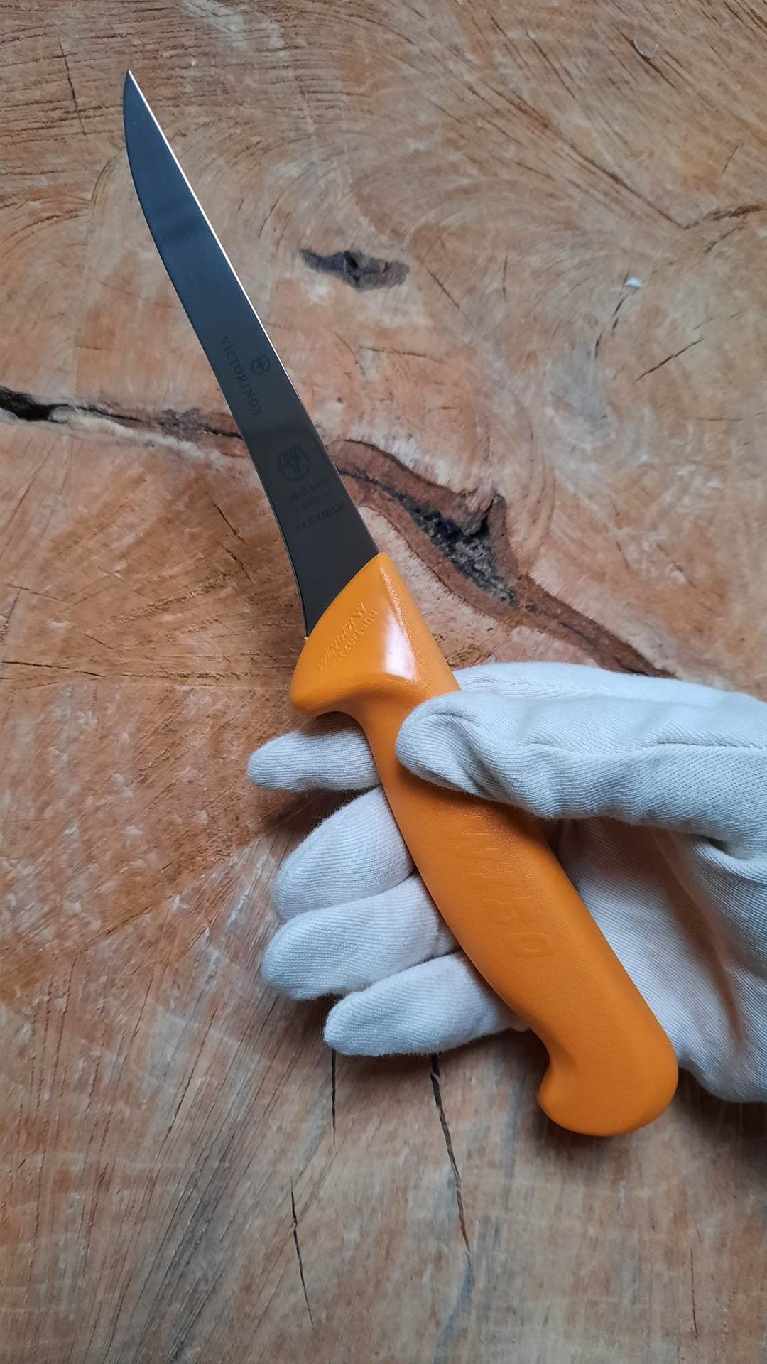 Victorinox 5840913 Swibo Couteau flexible à désosser 13 cm - 