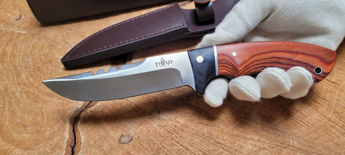 Third Couteau de chasse avec manche en Pakka - 