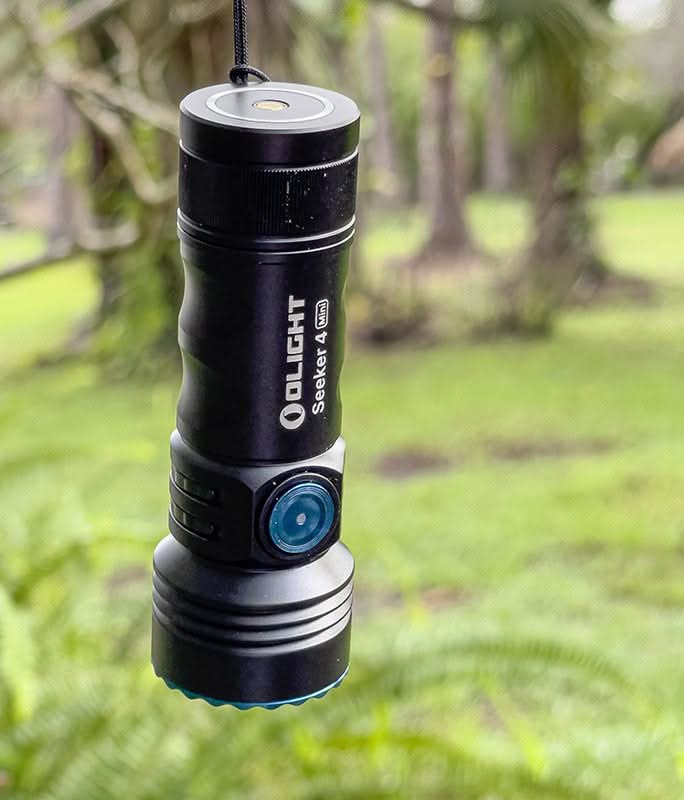 Olight Seeker 4 Mini - 