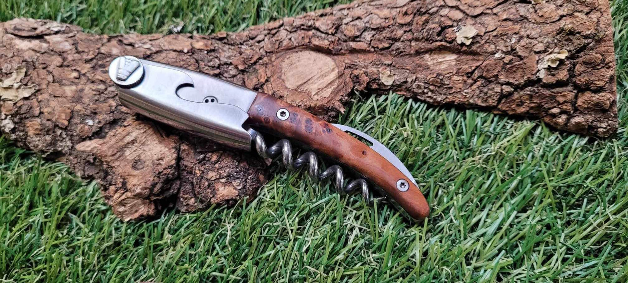 Claude Dozorme Sommelier Clos Laguiole manche bois de thuya - 