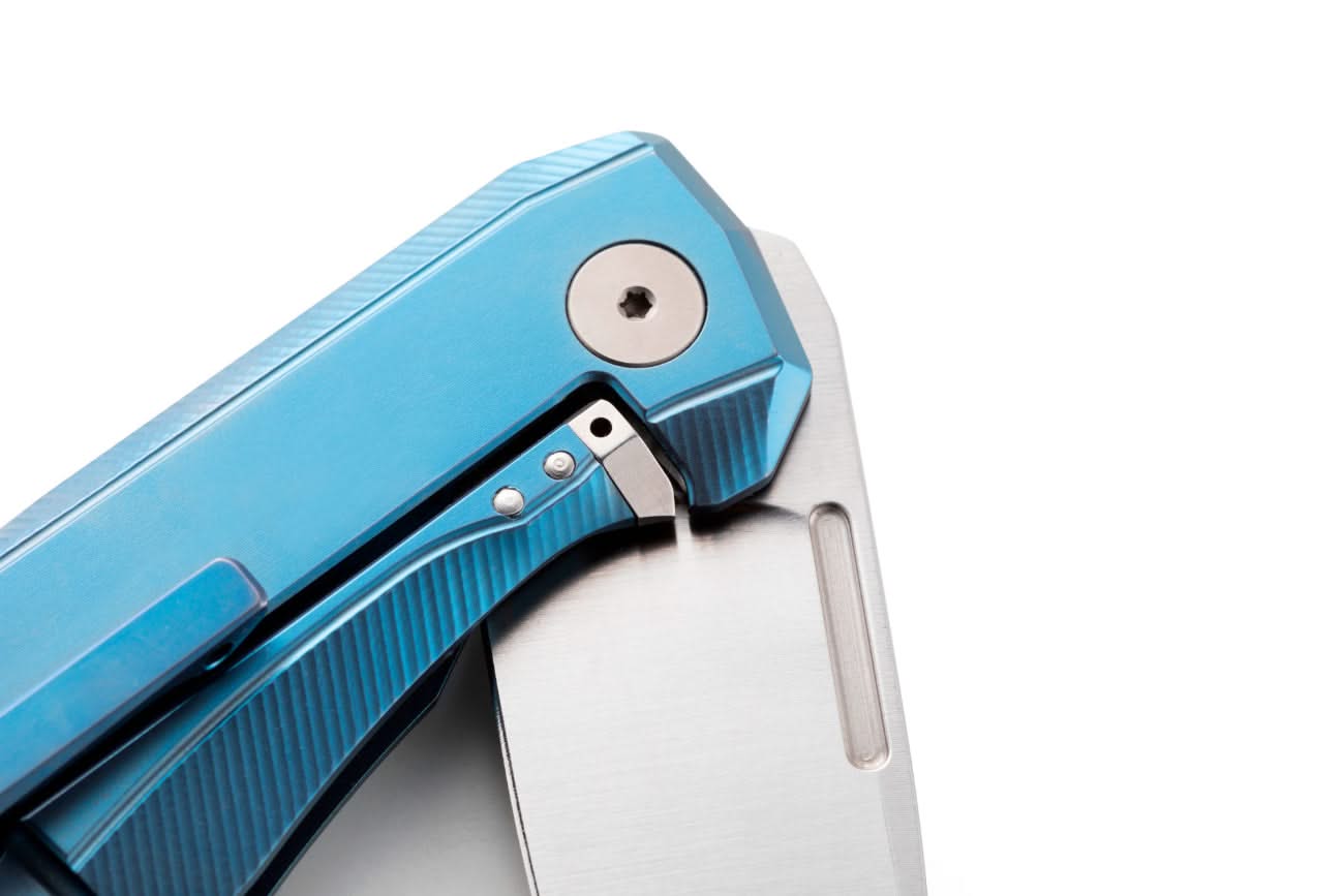 Lionsteel NA01 BL Nano - Titane Bleu - 